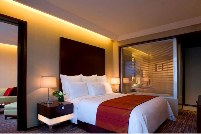 Renaissance Shanghai Zhongshan Park Hotel